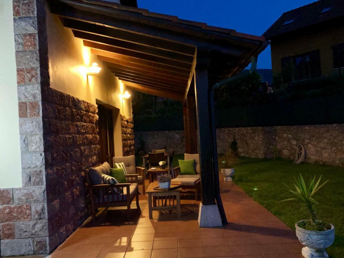 Casa Frente A Los Bufones De Pria Villa Llames de Pría Екстериор снимка